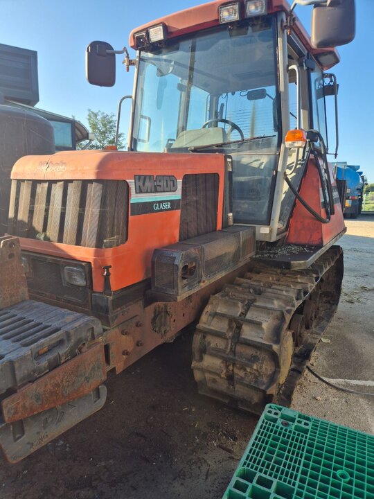 구보다 트랙터 KM-90D (90마력) 앞좌측면
