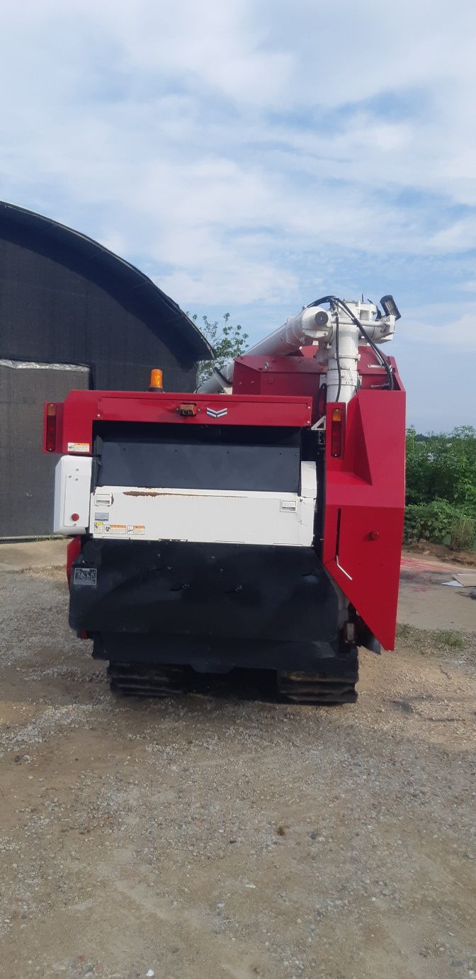 Yanmar Combine Harvester YH7115 (7Rows) 뒤우측면