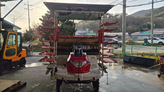 대동 이앙기 ERP80DGPS (8조식) 앞좌측면