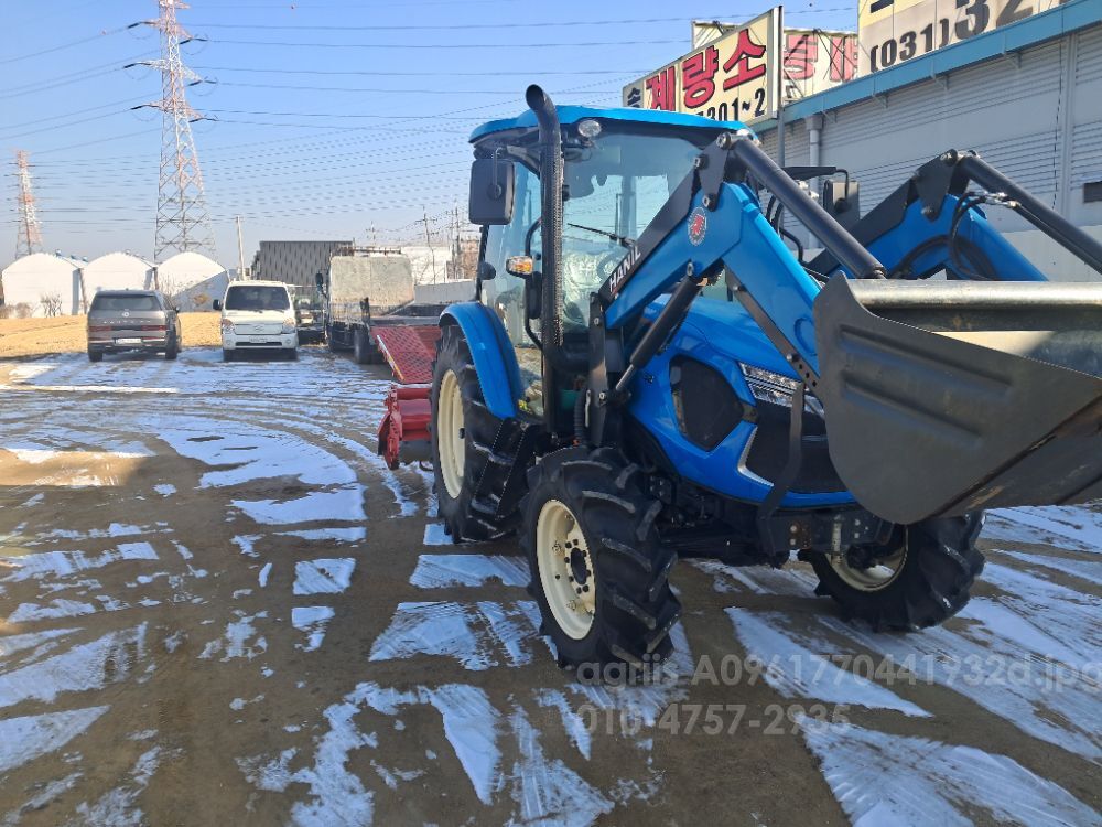 LS 트랙터 MT4.58 (59마력) 뒤우측면