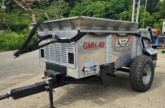  Manure Spreader GMH40  앞좌측면