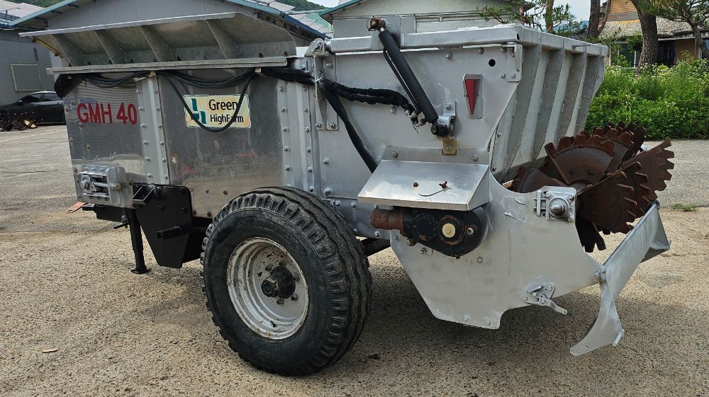  Manure Spreader GMH40  뒤우측면