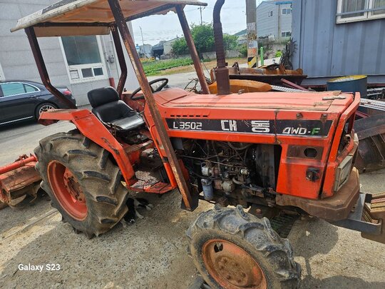 대동 트랙터 L3502 (35마력) 앞좌측면