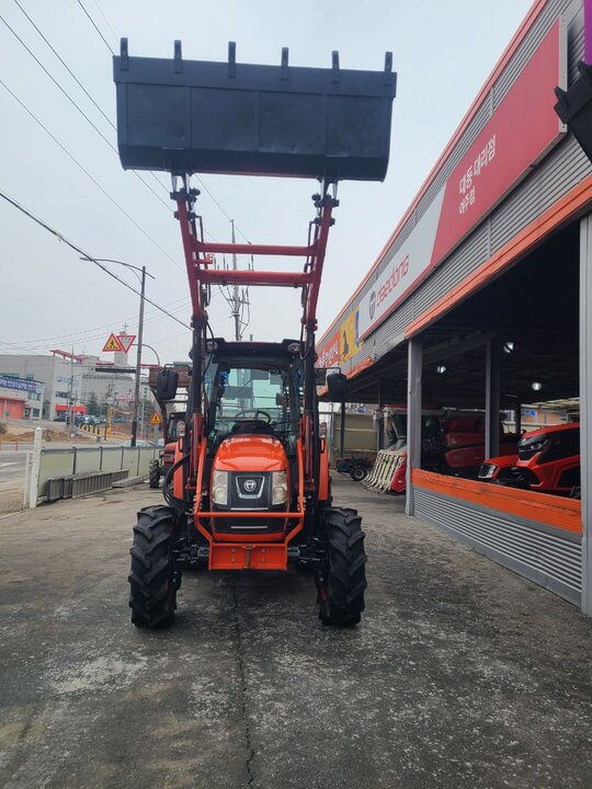 대동 트랙터 RX620 (62마력) 앞좌측면