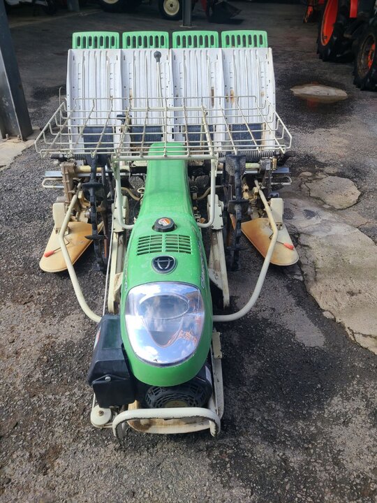 Daedong Rice transplanter DP488 (4Rows) 앞좌측면