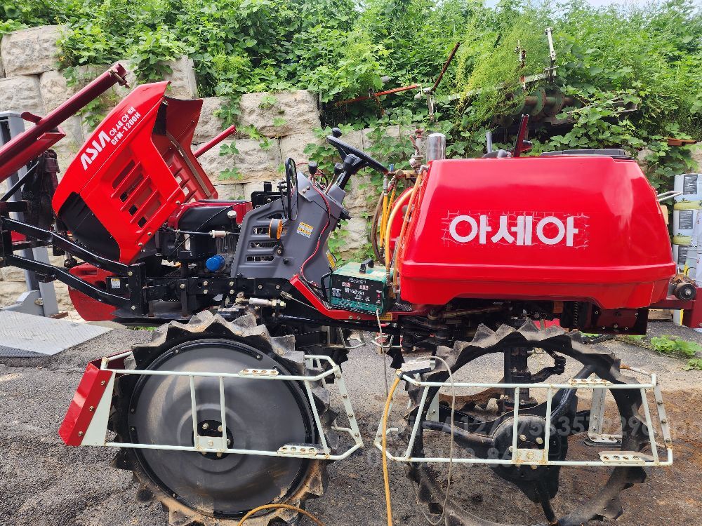 Shibaura Cultivator CFM-1200H (20hp) 뒤우측면