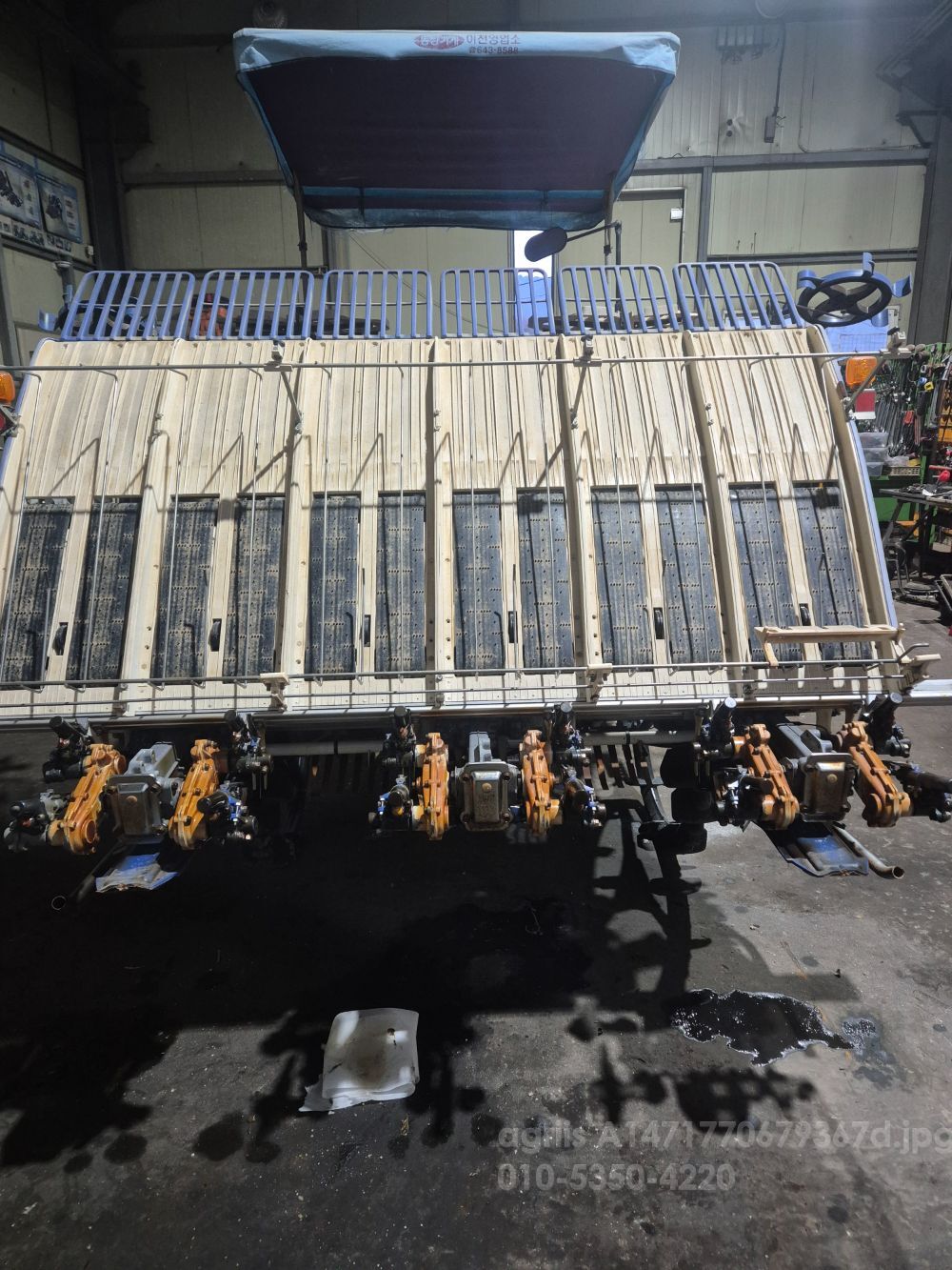 TYM 이세키 이앙기 NP60DL (6조식) 뒤우측면