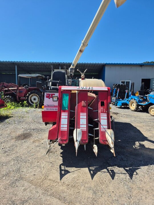 Kukje Combine Harvester KC300G (3Rows) 앞좌측면