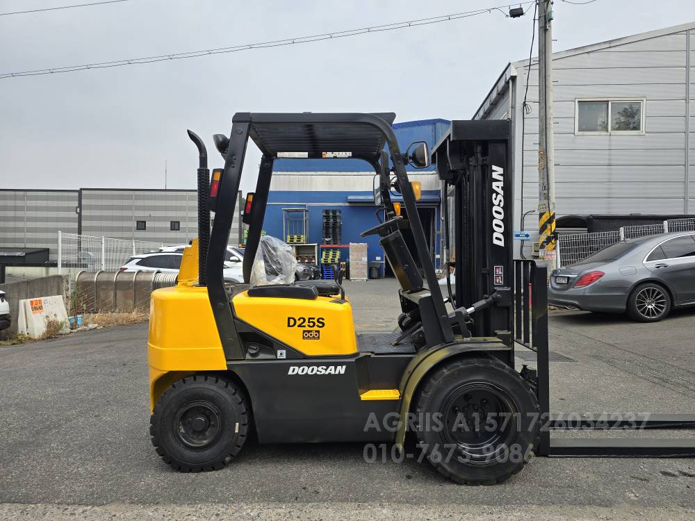 Doosan Forklift 지게차D25S-3  운전석