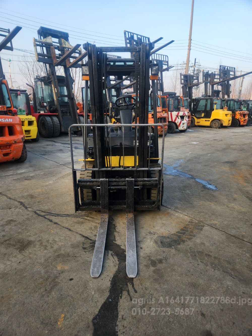 현대 지게차 25D-9H (2.5톤) 뒤우측면