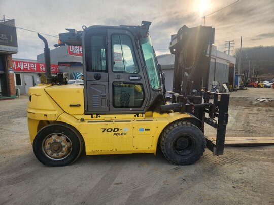 Hyundai Forklift 70D-9 (7톤) 앞좌측면