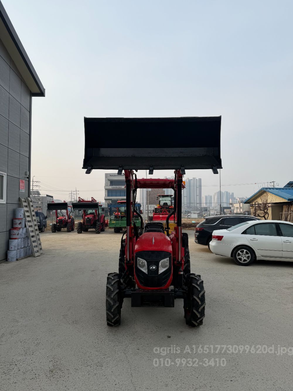 국제 트랙터 A4200 (42마력) 뒤우측면