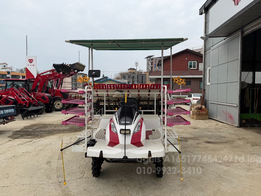 Yanmar Rice transplanter YR8DZ (8Rows) 뒤우측면