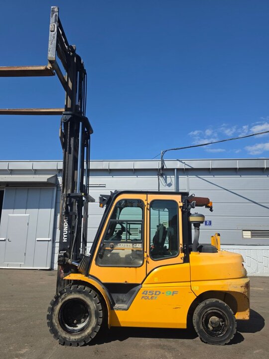  Forklift 45D-9F (4.5톤) 앞좌측면