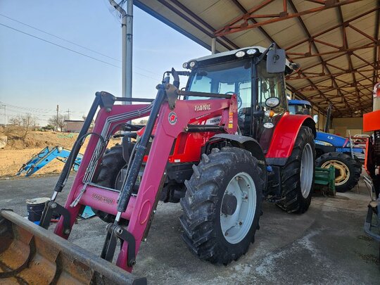 아세아 MF 트랙터 MF5711SL (110마력) 앞좌측면