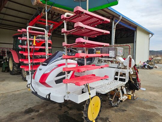 Yanmar Rice transplanter YR6DZ (6Rows) 앞좌측면