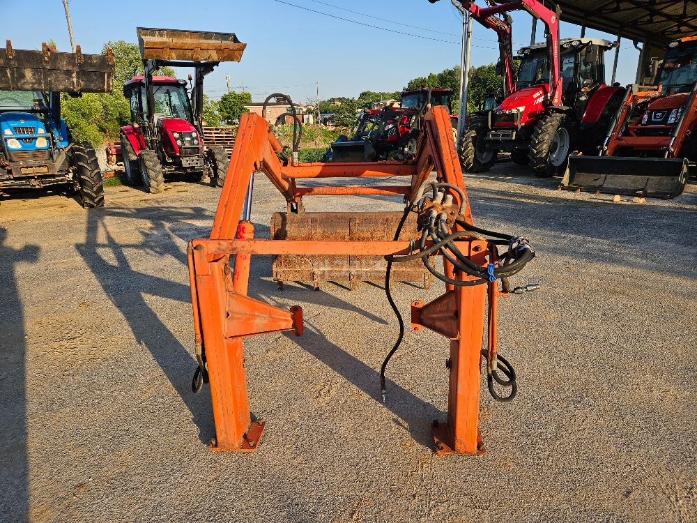 Daedong Tractor L3503 (35hp) 뒤우측면