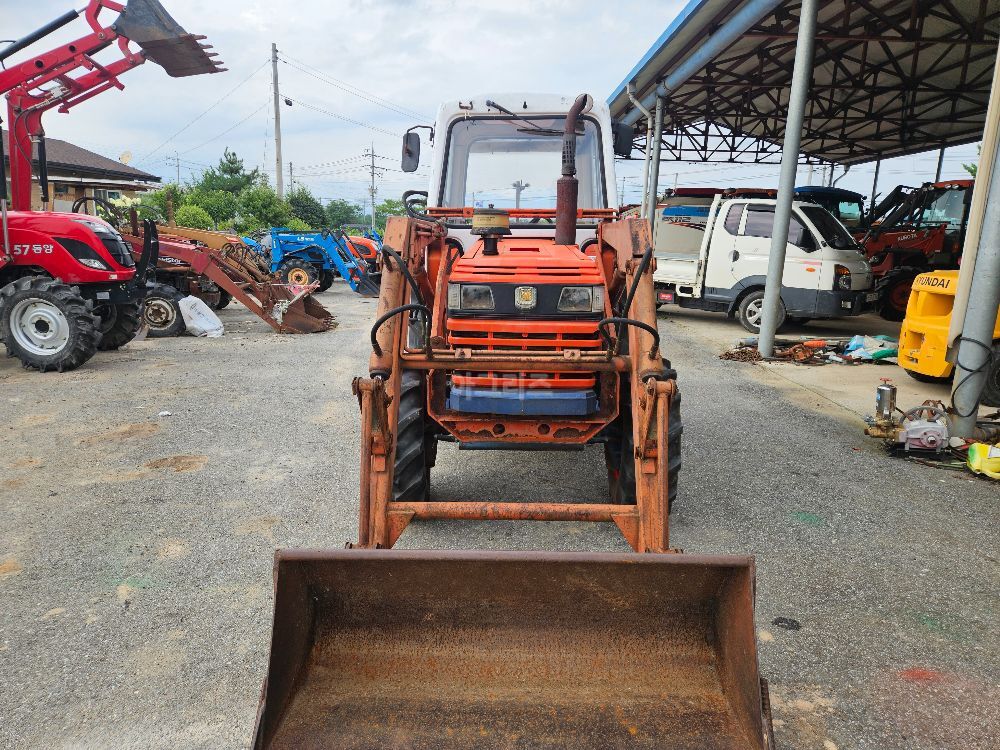 Daedong Tractor D4351 (43hp) 뒤우측면