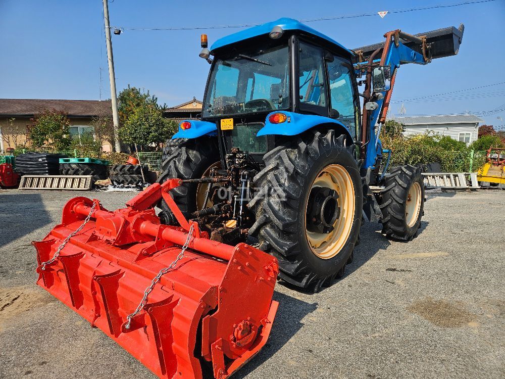 LS Tractor PS100 (95hp) 뒤우측면