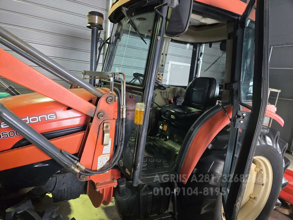 Daedong Tractor D500 (50hp) 엔진내부