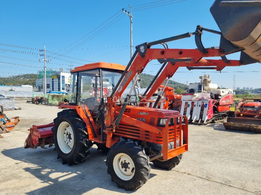 대동 트랙터 D4351 (43마력) 뒤우측면