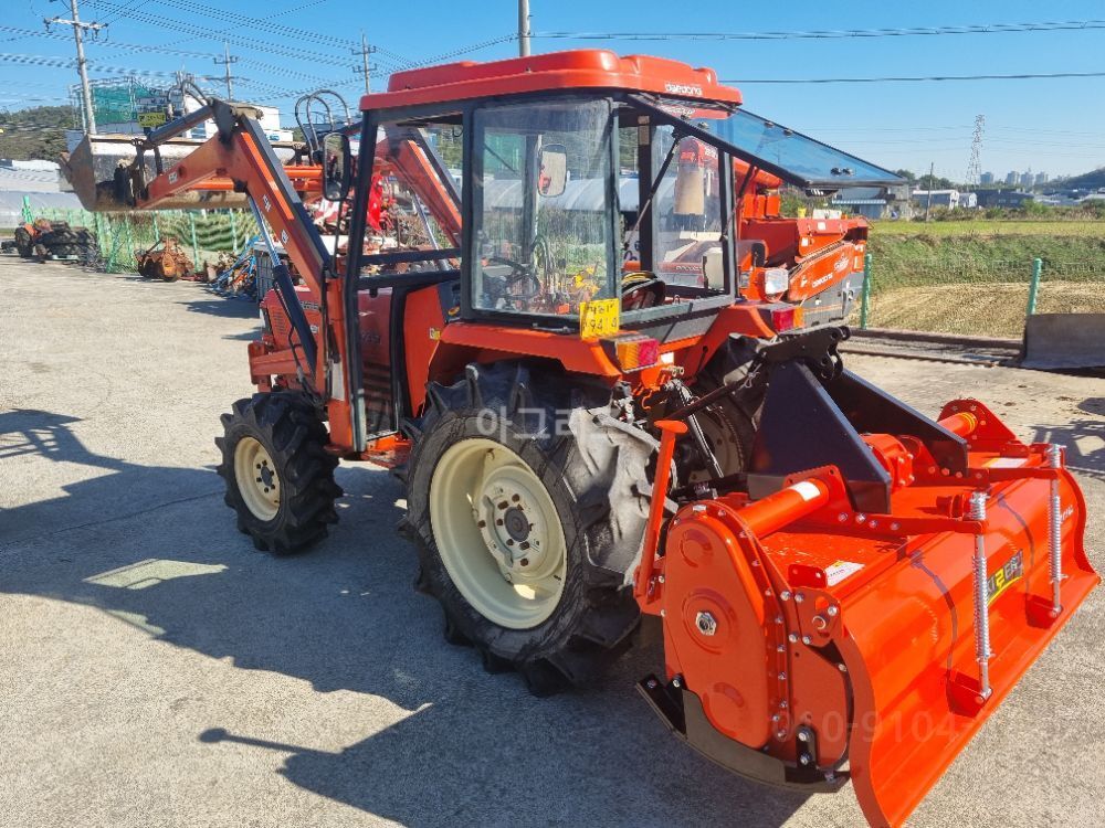 대동 트랙터 D4351 (43마력) 뒤우측면