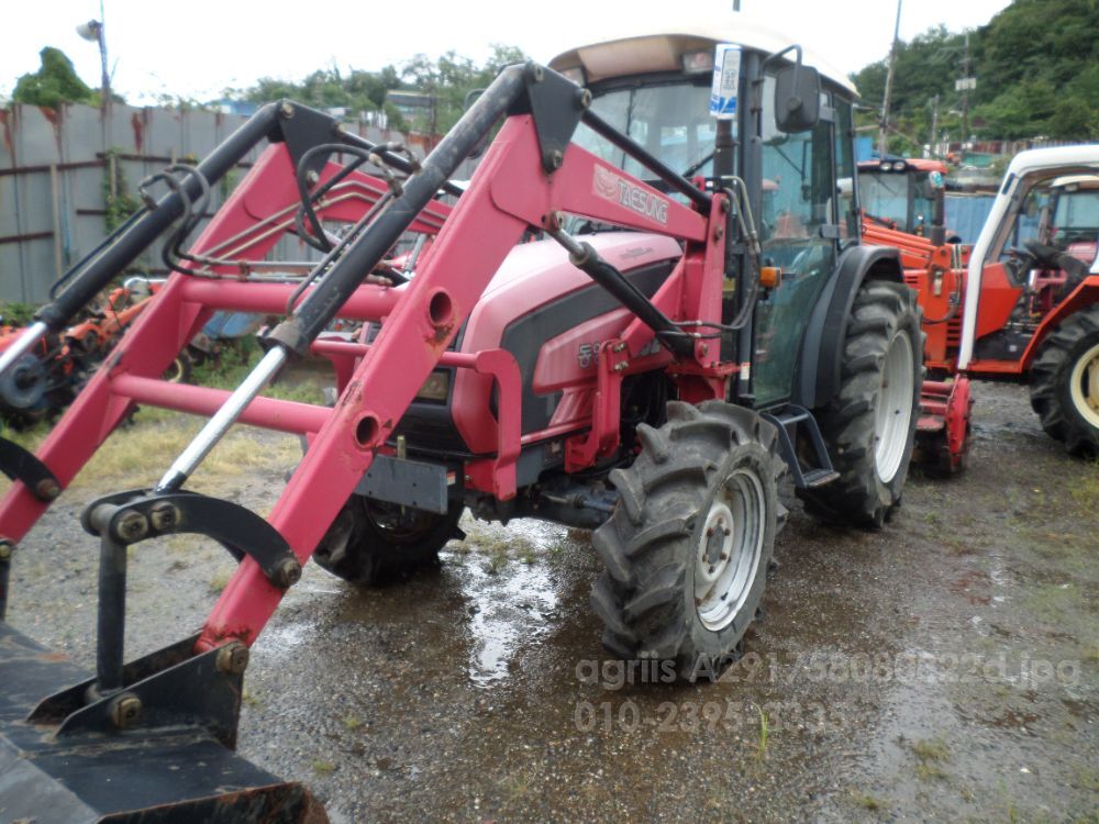 TYM 트랙터 T552 (55마력) 뒤우측면