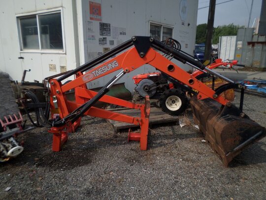 Daedong Tractor D4351 (43hp) 앞좌측면