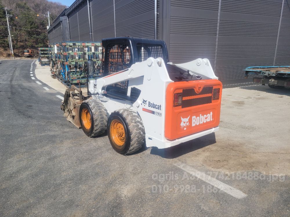 밥캣BOBCAT 스키드로더 S630 뒤우측면