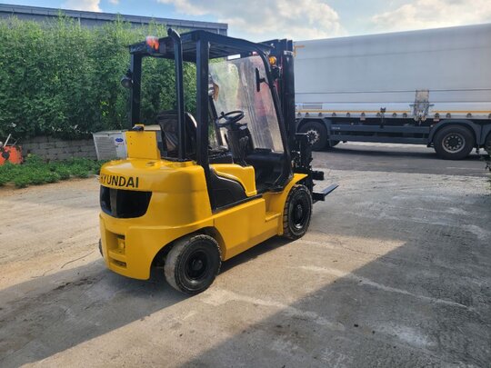 Hyundai Forklift 포렉스20D 힌지드버켓 (2톤)