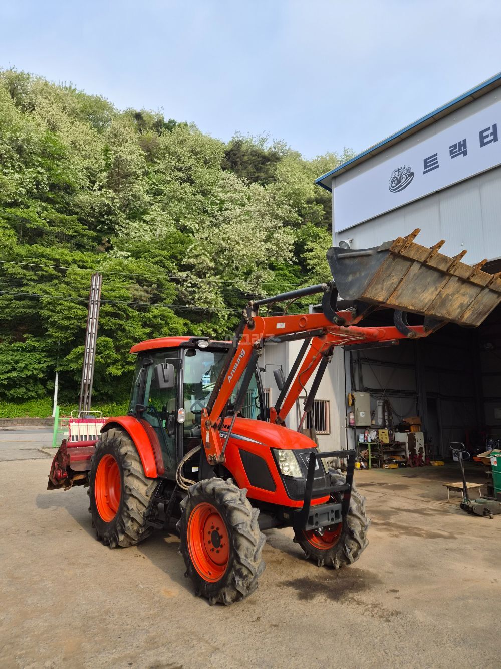Daedong Tractor RX700PSC (70hp) 뒤우측면