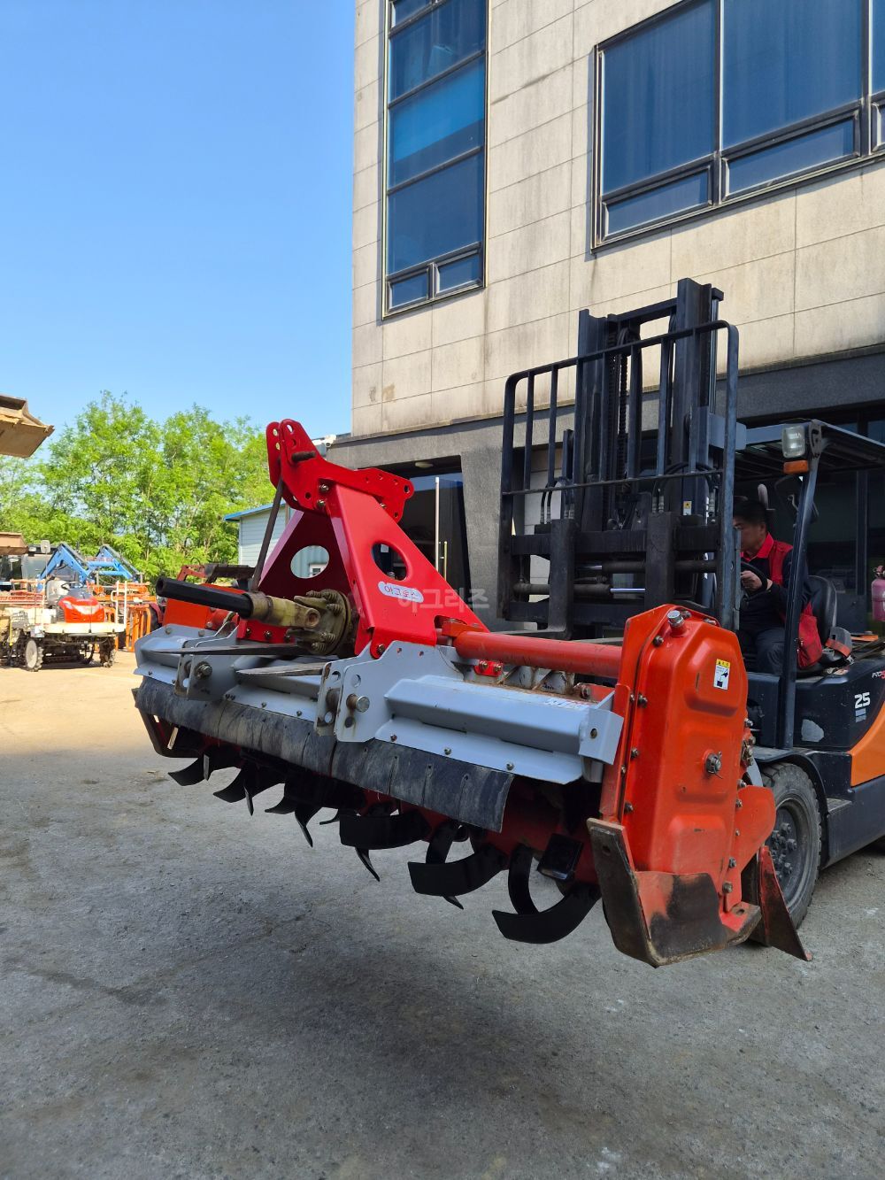  Rotavator AR4215SC (경폭208cm) 뒤우측면