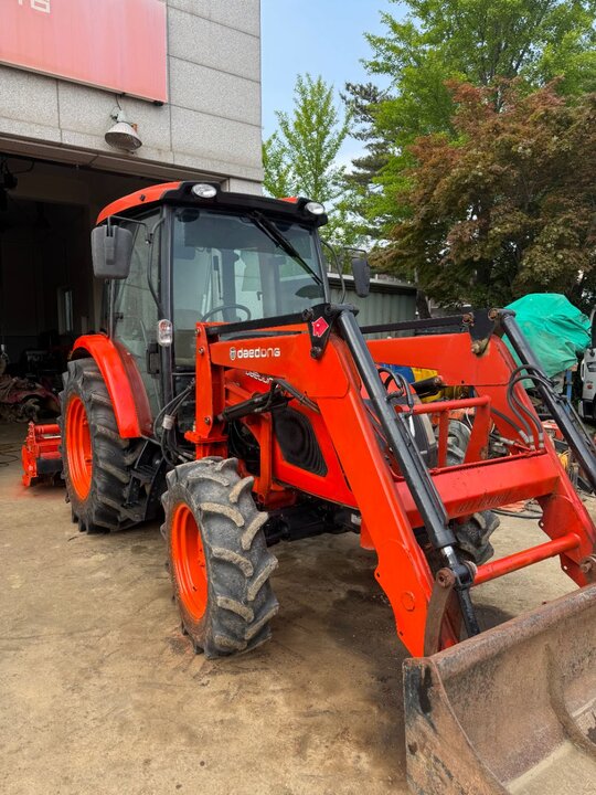 Daedong Tractor RX600 (60hp)