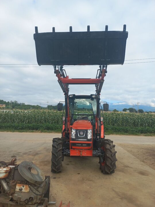 대동 트랙터 RX630 (63마력) 앞좌측면