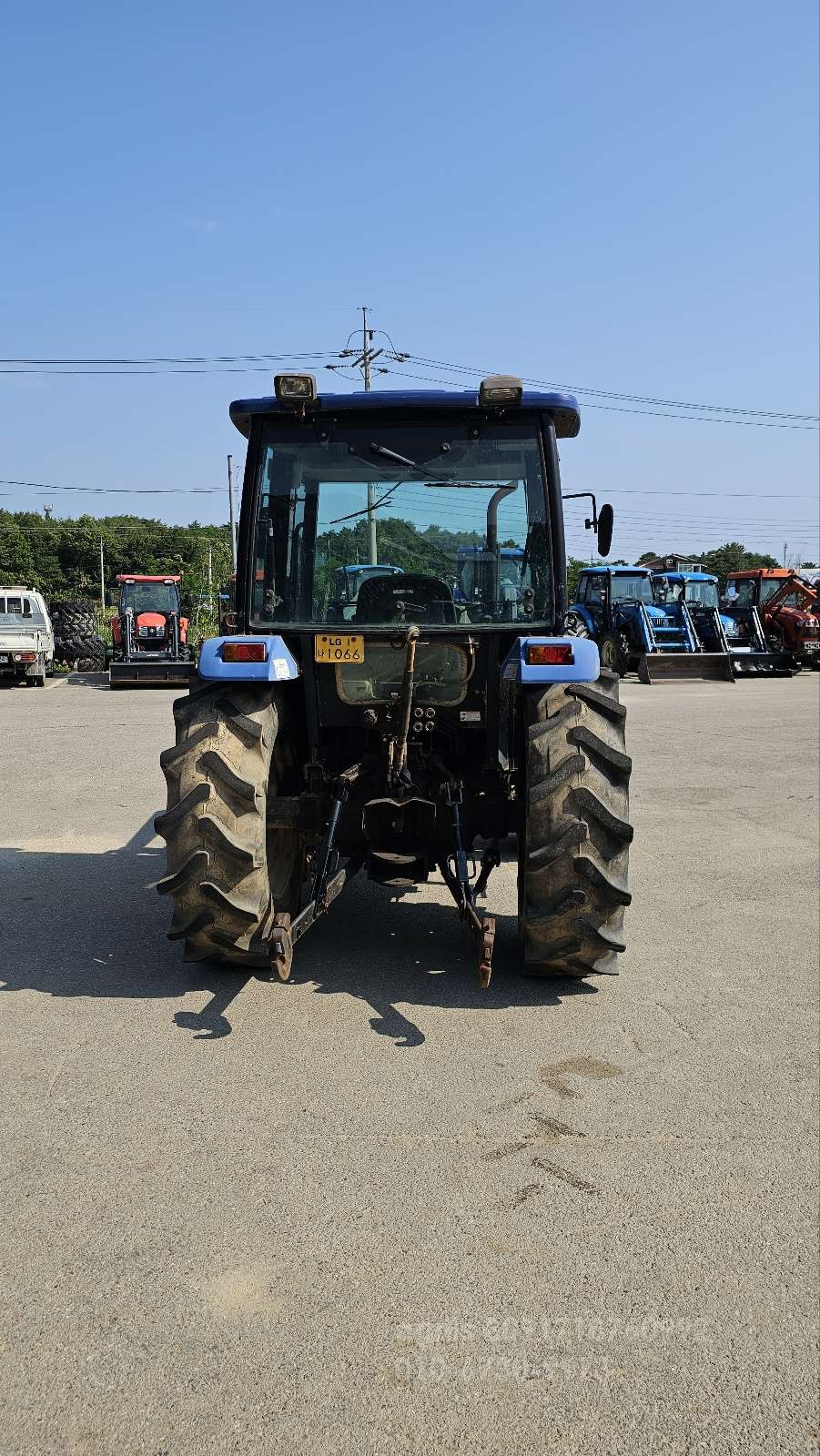 LS 트랙터 LT550D (55마력) 운전석