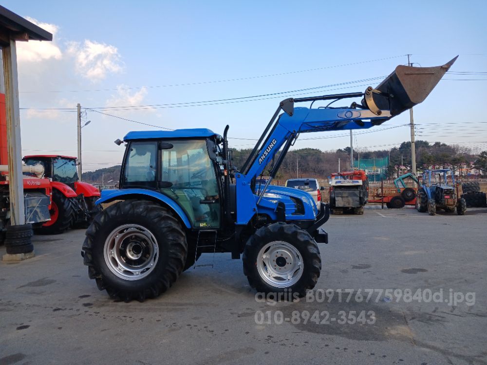 LS 트랙터 PS90 (88마력) 뒤우측면