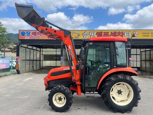 대동 트랙터 LX430 (43마력) 앞좌측면