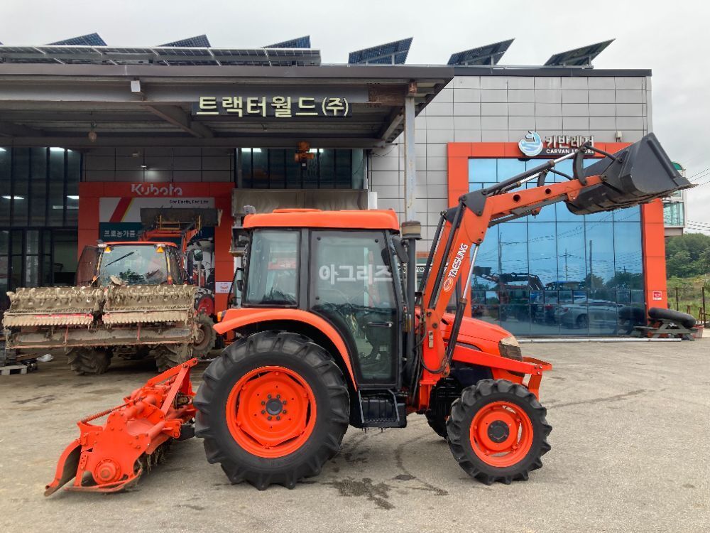 대동 트랙터 D500 (50마력) 뒤우측면