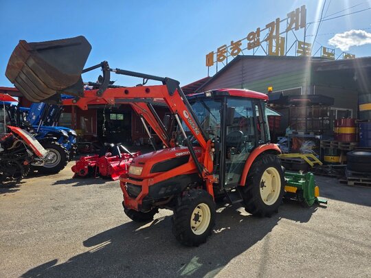 대동 트랙터 LX430 (43마력) 앞좌측면