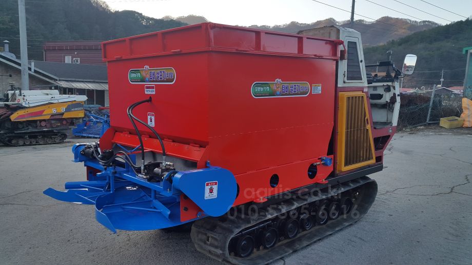  Manure Spreader GW-1000. 퇴비.  톱밥  왕겨 살포기  운전석