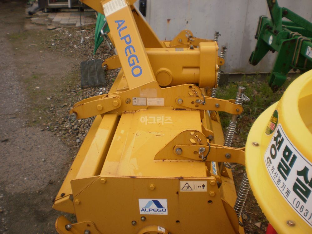 태성공업 로타리 FNC230(이태리 수입품 (경폭215cm) 뒤우측면