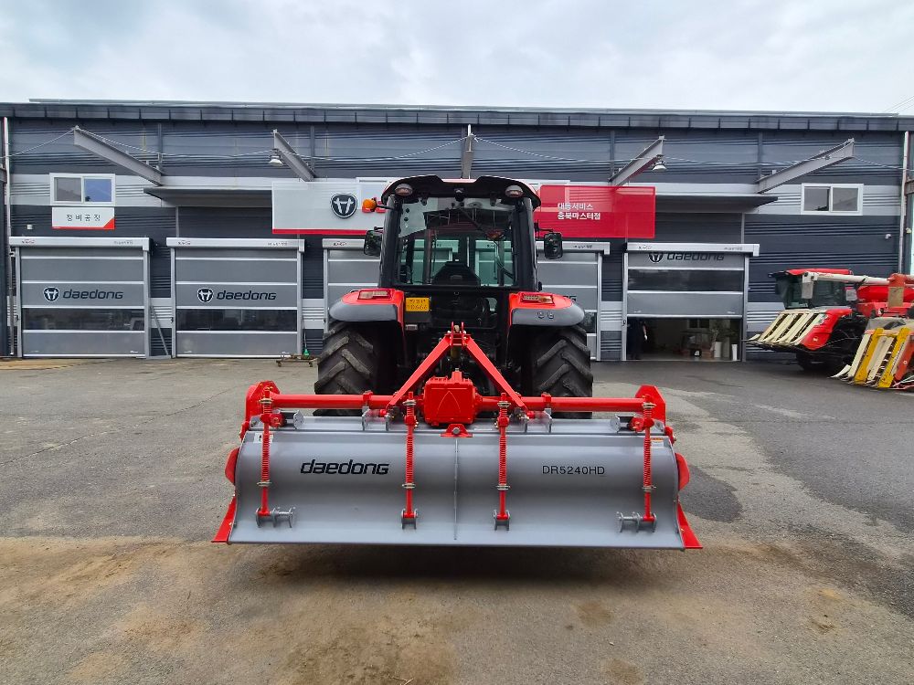 Daedong Tractor PX1150PSC (110hp) 뒤우측면