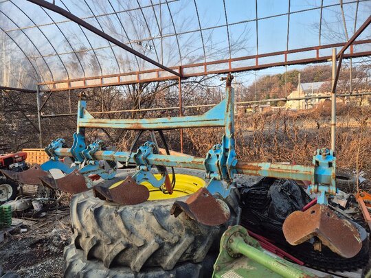  스프링배토기 스프링배토기  앞좌측면