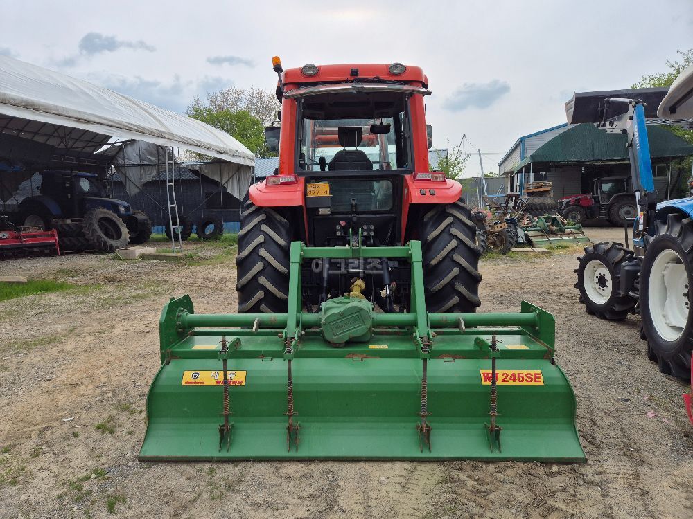 대동 트랙터 PX1100PSC (110마력) 뒤우측면
