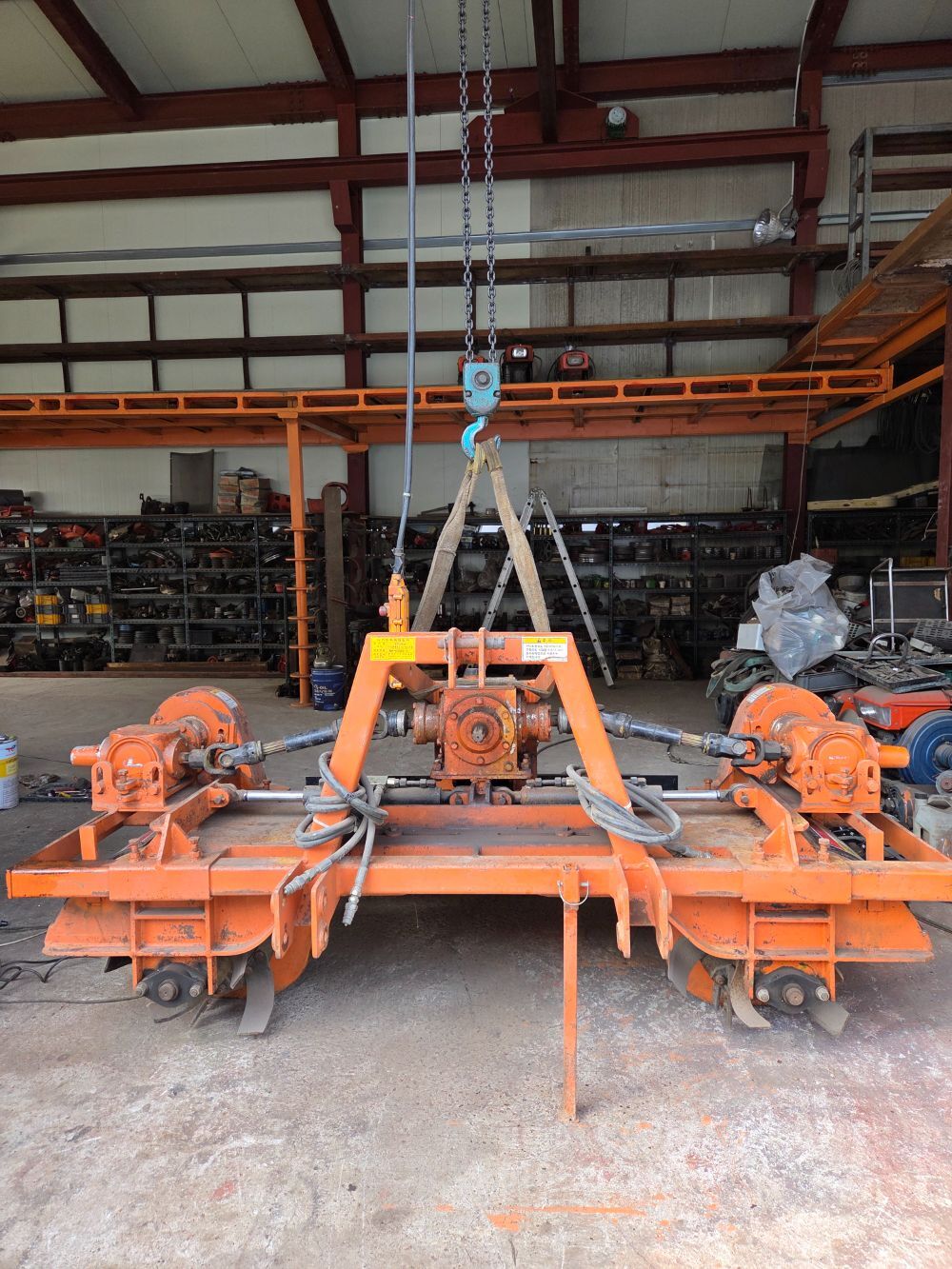 한국프라우대창공업 트랙터용 다기능 두둑형성기 KP100W 뒤우측면