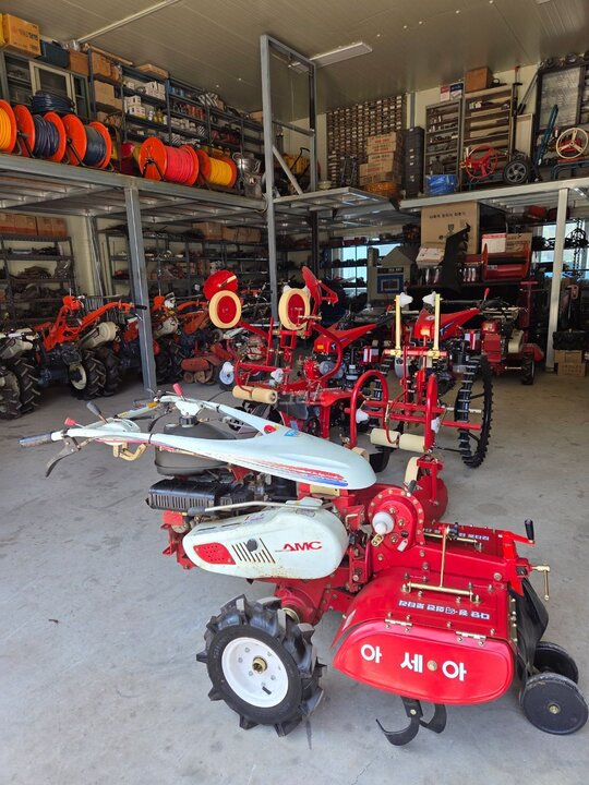 Shibaura Cultivator AMC-880SM  앞좌측면