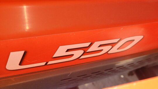 구보다 트랙터 L550 (55마력) 앞좌측면
