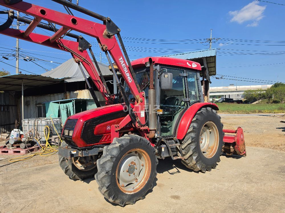 TYM 트랙터 T720S (72마력) 뒤우측면