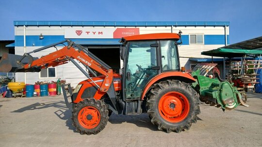 Daedong Tractor RX560 (56hp) 앞좌측면