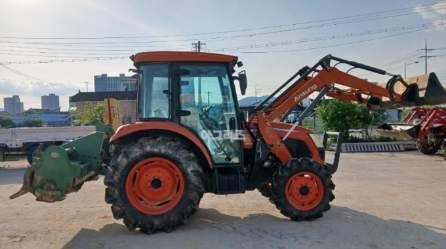 Daedong Tractor RX560 (56hp) 뒤우측면